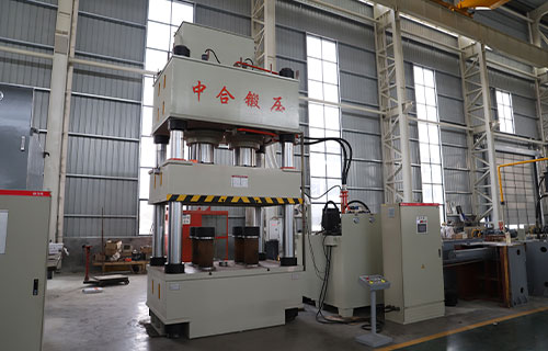 如何選擇適合的800噸四柱液壓機？