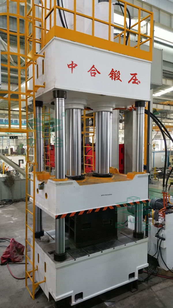 500噸四柱液壓機.jpg