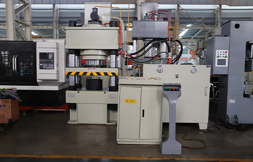 四柱液壓機操作及注意事項有哪些？